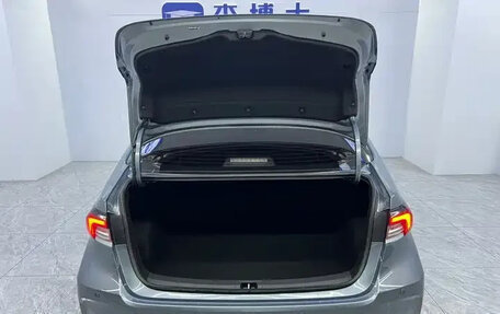 Toyota Corolla, 2022 год, 1 760 000 рублей, 14 фотография
