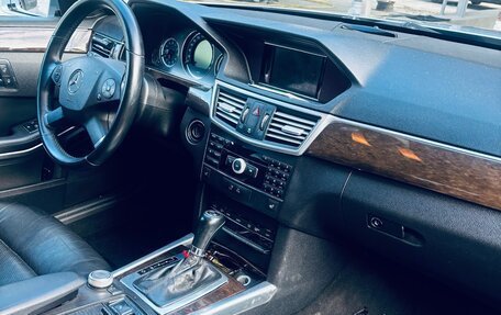 Mercedes-Benz E-Класс, 2010 год, 1 400 000 рублей, 9 фотография