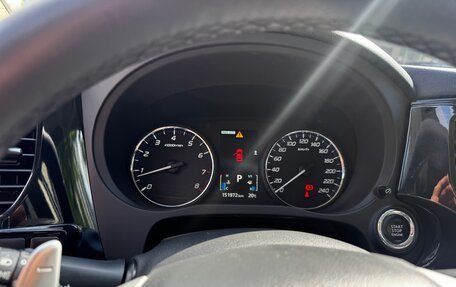 Mitsubishi Outlander III рестайлинг 3, 2014 год, 1 950 000 рублей, 16 фотография
