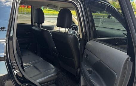 Mitsubishi Outlander III рестайлинг 3, 2014 год, 1 950 000 рублей, 24 фотография