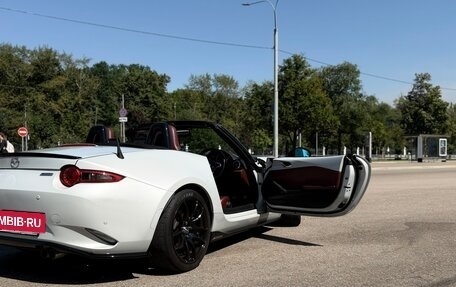 Mazda Roadster IV (ND), 2018 год, 2 300 000 рублей, 8 фотография