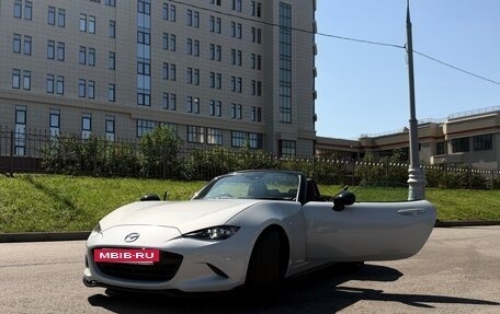 Mazda Roadster IV (ND), 2018 год, 2 300 000 рублей, 10 фотография