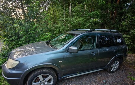 Mitsubishi Outlander III рестайлинг 3, 2005 год, 500 000 рублей, 3 фотография