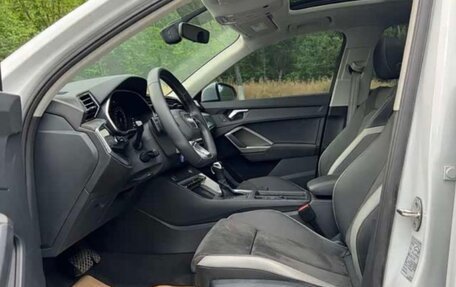 Audi Q3, 2023 год, 2 460 000 рублей, 5 фотография