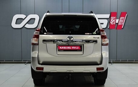 Toyota Land Cruiser Prado 150 рестайлинг 2, 2017 год, 5 099 000 рублей, 4 фотография
