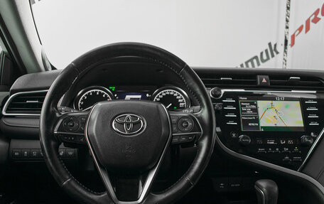 Toyota Camry, 2019 год, 2 730 000 рублей, 14 фотография