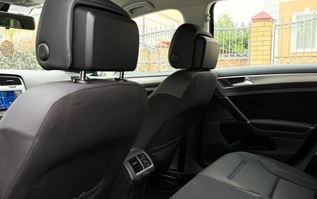 Volkswagen Golf VII, 2016 год, 1 888 000 рублей, 13 фотография