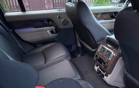 Land Rover Range Rover IV рестайлинг, 2018 год, 6 190 000 рублей, 15 фотография