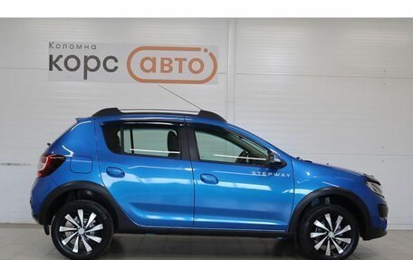 Renault Sandero II рестайлинг, 2017 год, 1 094 000 рублей, 4 фотография