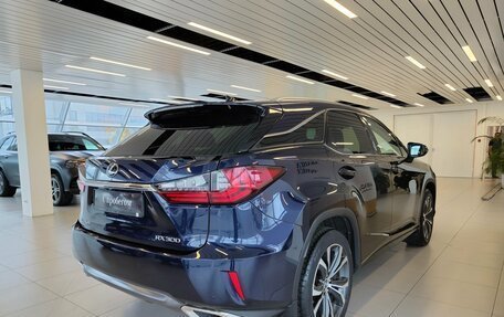 Lexus RX IV рестайлинг, 2018 год, 3 863 000 рублей, 2 фотография