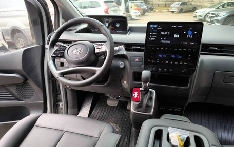 Hyundai Staria, 2023 год, 4 600 000 рублей, 1 фотография