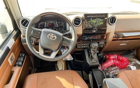 Toyota Land Cruiser 70, 2026 год, 10 645 000 рублей, 14 фотография