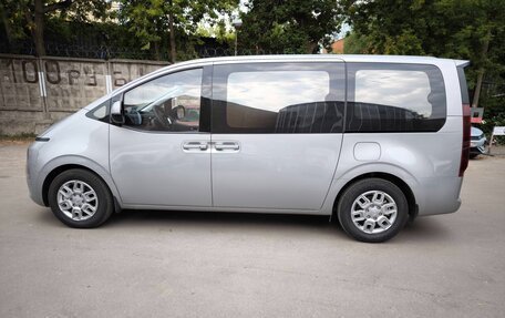 Hyundai Staria, 2023 год, 4 600 000 рублей, 21 фотография
