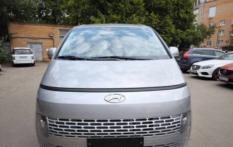 Hyundai Staria, 2023 год, 4 600 000 рублей, 15 фотография