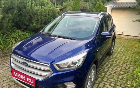 Ford Kuga III, 2018 год, 1 550 000 рублей, 2 фотография