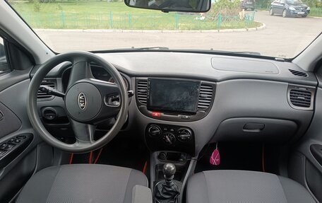 KIA Rio II, 2011 год, 589 000 рублей, 13 фотография