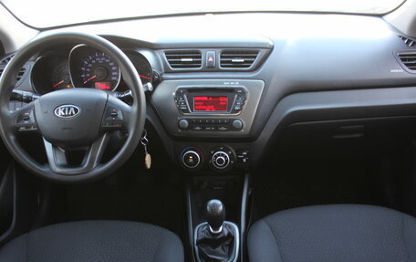 KIA Rio III рестайлинг, 2013 год, 797 000 рублей, 7 фотография
