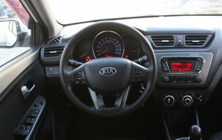KIA Rio III рестайлинг, 2013 год, 797 000 рублей, 16 фотография