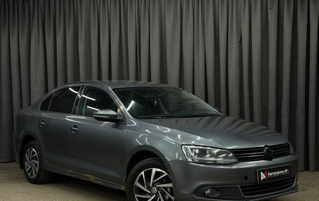 Volkswagen Jetta VI, 2013 год, 699 777 рублей, 4 фотография