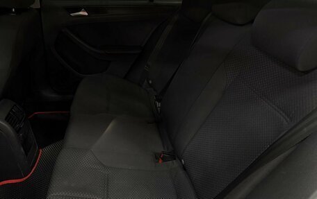 Volkswagen Jetta VI, 2013 год, 699 777 рублей, 10 фотография