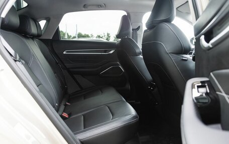 Geely Emgrand, 2024 год, 1 700 000 рублей, 12 фотография