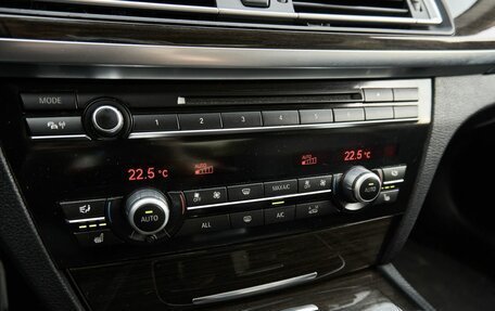 BMW 7 серия, 2013 год, 2 150 000 рублей, 10 фотография