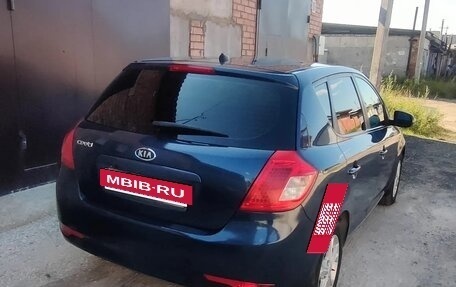 KIA cee'd I рестайлинг, 2010 год, 650 000 рублей, 3 фотография