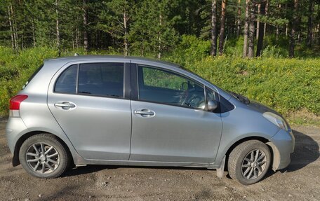 Toyota Vitz, 2009 год, 550 000 рублей, 3 фотография