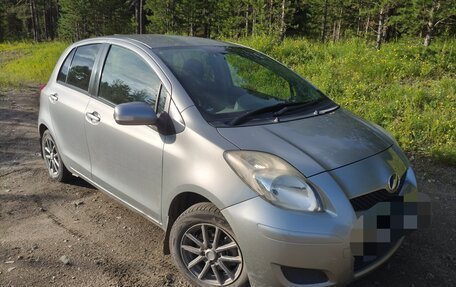 Toyota Vitz, 2009 год, 550 000 рублей, 2 фотография