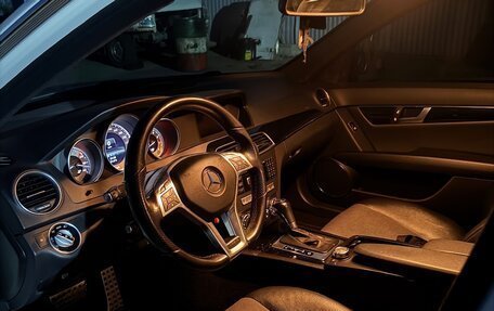 Mercedes-Benz C-Класс, 2012 год, 1 500 000 рублей, 7 фотография