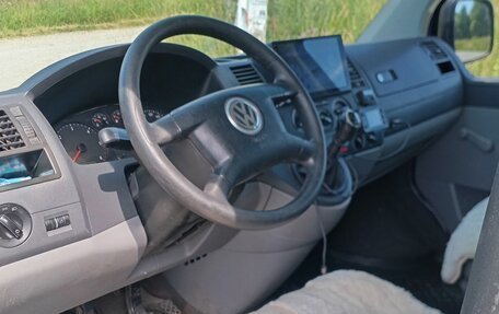 Volkswagen Transporter T5 рестайлинг, 2006 год, 1 230 000 рублей, 15 фотография