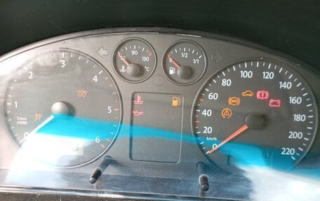 Volkswagen Transporter T5 рестайлинг, 2006 год, 1 230 000 рублей, 18 фотография