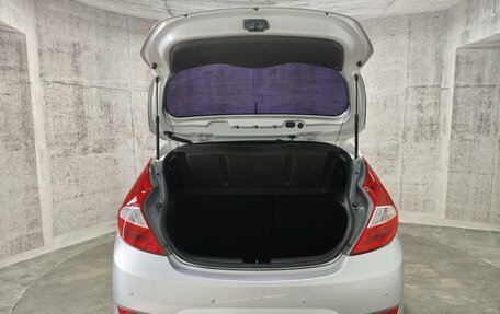 Hyundai Solaris II рестайлинг, 2011 год, 557 000 рублей, 13 фотография