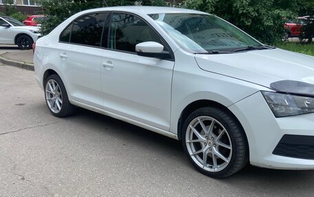 Skoda Rapid II, 2020 год, 1 100 000 рублей, 3 фотография
