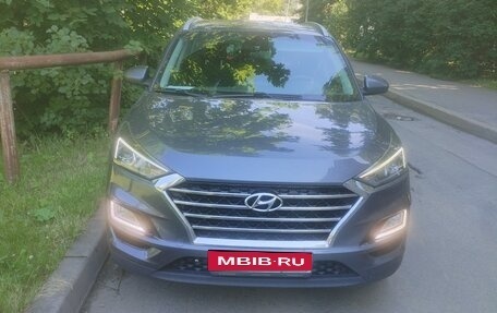 Hyundai Tucson III, 2019 год, 2 300 000 рублей, 1 фотография