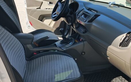 KIA Sportage III, 2011 год, 1 100 000 рублей, 3 фотография