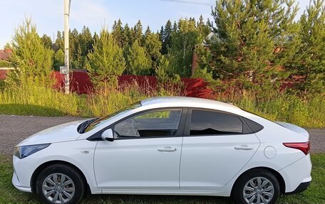 Hyundai Solaris II рестайлинг, 2020 год, 1 650 000 рублей, 5 фотография