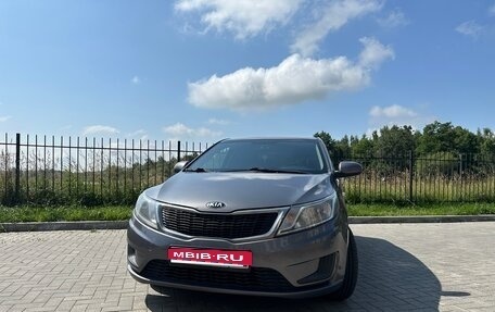 KIA Rio III рестайлинг, 2013 год, 900 000 рублей, 1 фотография