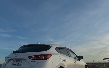 Mazda Axela, 2016 год, 1 120 000 рублей, 2 фотография