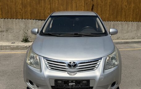 Toyota Avensis III рестайлинг, 2011 год, 1 000 000 рублей, 2 фотография
