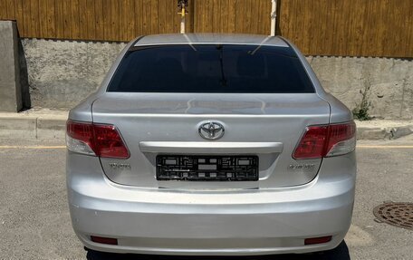 Toyota Avensis III рестайлинг, 2011 год, 1 000 000 рублей, 5 фотография
