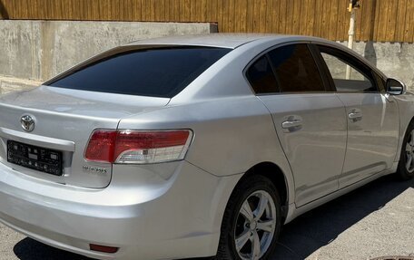 Toyota Avensis III рестайлинг, 2011 год, 1 000 000 рублей, 6 фотография
