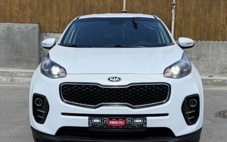 KIA Sportage IV рестайлинг, 2018 год, 1 900 000 рублей, 2 фотография