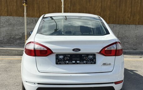 Ford Fiesta, 2015 год, 700 000 рублей, 5 фотография