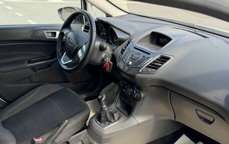 Ford Fiesta, 2015 год, 700 000 рублей, 8 фотография