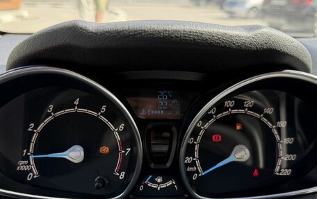 Ford Fiesta, 2015 год, 700 000 рублей, 10 фотография