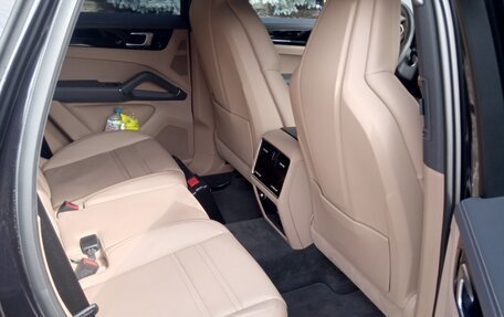 Porsche Cayenne III, 2019 год, 9 000 000 рублей, 10 фотография