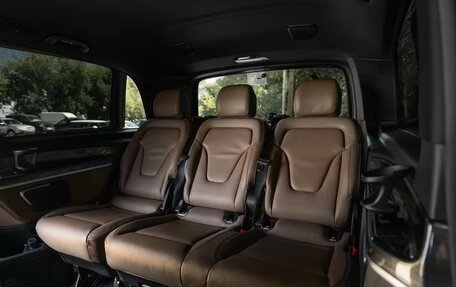 Mercedes-Benz V-Класс, 2022 год, 7 650 000 рублей, 16 фотография
