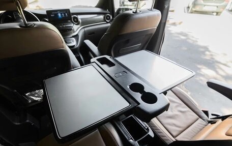 Mercedes-Benz V-Класс, 2022 год, 7 650 000 рублей, 14 фотография