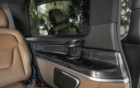Mercedes-Benz V-Класс, 2022 год, 7 650 000 рублей, 17 фотография